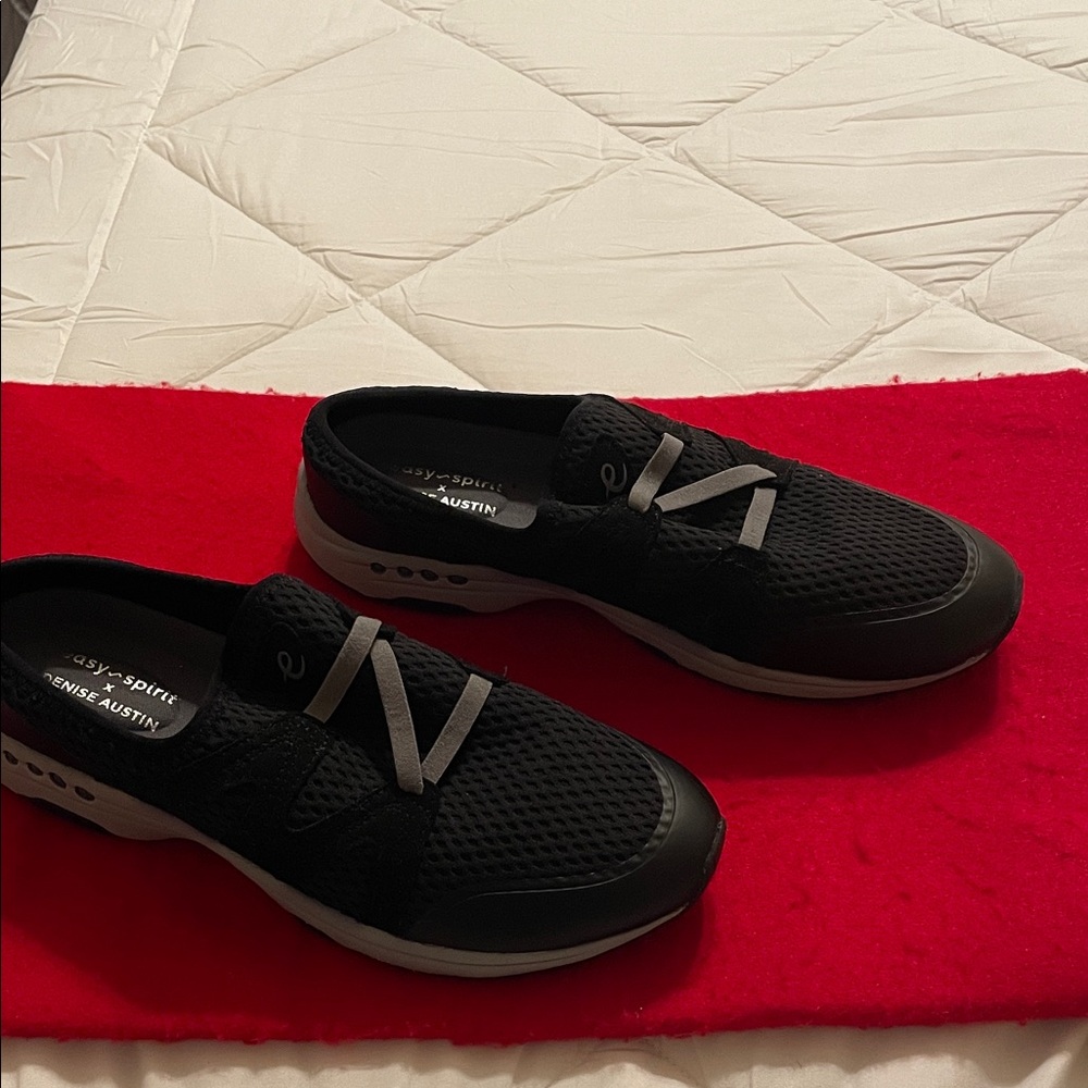Easy Spirit x Denise Austin Tiptoe Clog Sneakers